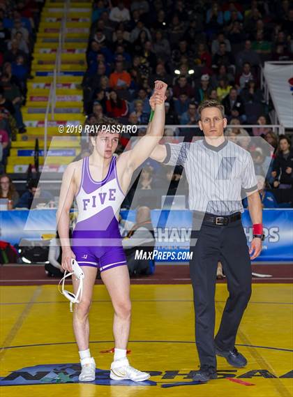 Thumbnail 2 in NYSPHSAA D1 Wrestling Championships (Finals 132 - 160 lbs) photogallery.