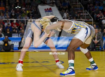 Thumbnail 3 in NYSPHSAA D1 Wrestling Championships (Finals 132 - 160 lbs) photogallery.