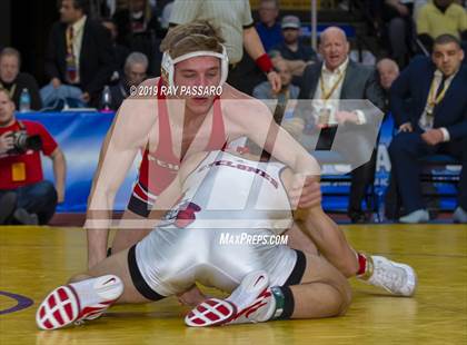 Thumbnail 2 in NYSPHSAA D1 Wrestling Championships (Finals 132 - 160 lbs) photogallery.