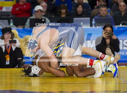 Thumbnail 2 in NYSPHSAA D1 Wrestling Championships (Finals 132 - 160 lbs) photogallery.