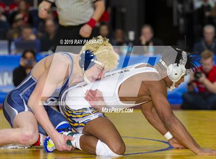 Thumbnail 2 in NYSPHSAA D1 Wrestling Championships (Finals 132 - 160 lbs) photogallery.