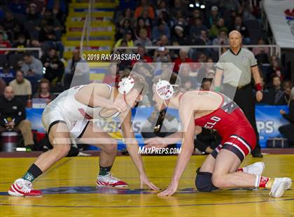 Thumbnail 3 in NYSPHSAA D1 Wrestling Championships (Finals 132 - 160 lbs) photogallery.