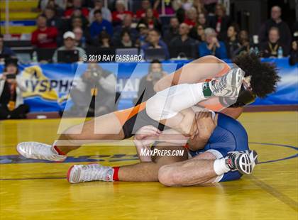 Thumbnail 1 in NYSPHSAA D1 Wrestling Championships (Finals 132 - 160 lbs) photogallery.