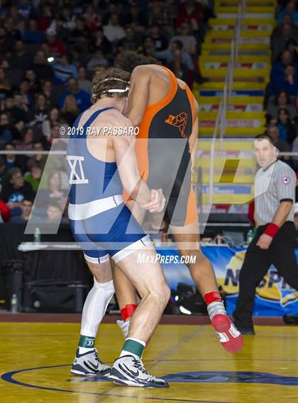 Thumbnail 1 in NYSPHSAA D1 Wrestling Championships (Finals 132 - 160 lbs) photogallery.