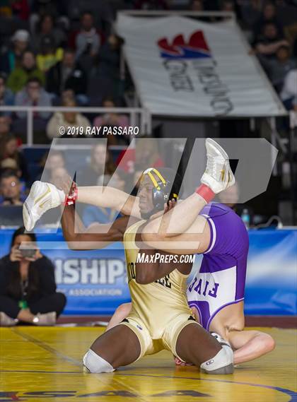 Thumbnail 2 in NYSPHSAA D1 Wrestling Championships (Finals 132 - 160 lbs) photogallery.