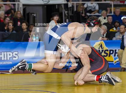 Thumbnail 3 in NYSPHSAA D1 Wrestling Championships (Finals 132 - 160 lbs) photogallery.