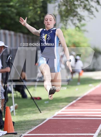 Thumbnail 2 in SPC Championships (Field Events) photogallery.