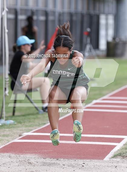 Thumbnail 2 in SPC Championships (Field Events) photogallery.