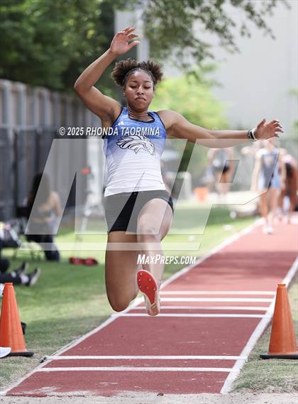 Thumbnail 1 in SPC Championships (Field Events) photogallery.