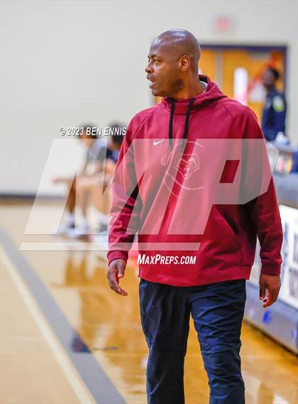 Thumbnail 2 in Walker vs. Chapel Hill (Lemon Street Classic) photogallery.