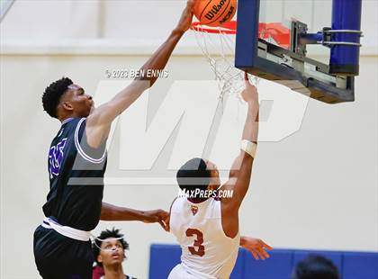 Thumbnail 3 in Walker vs. Chapel Hill (Lemon Street Classic) photogallery.