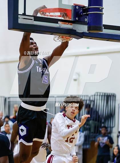 Thumbnail 3 in Walker vs. Chapel Hill (Lemon Street Classic) photogallery.