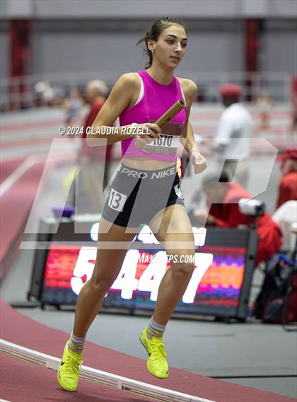 Thumbnail 3 in Arkansas High School Invitational photogallery.