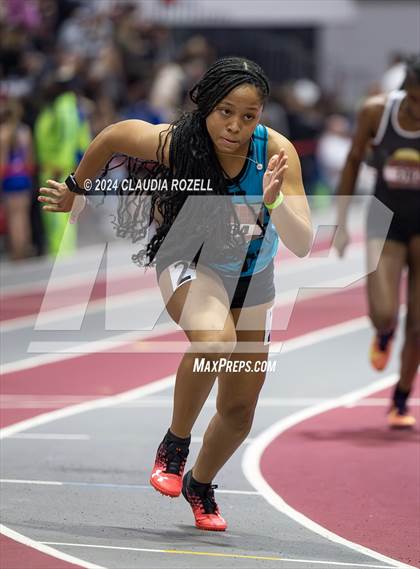 Thumbnail 2 in Arkansas High School Invitational photogallery.