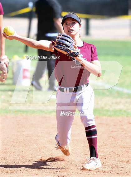 Thumbnail 2 in Salpointe Catholic vs. Bradshaw Mountain (AIA 4A Semifinal) photogallery.