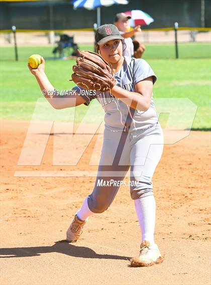 Thumbnail 2 in Salpointe Catholic vs. Bradshaw Mountain (AIA 4A Semifinal) photogallery.