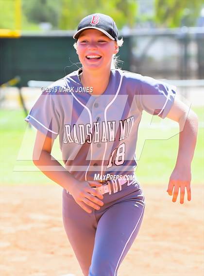 Thumbnail 3 in Salpointe Catholic vs. Bradshaw Mountain (AIA 4A Semifinal) photogallery.