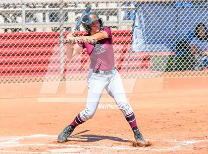 Thumbnail 2 in Salpointe Catholic vs. Bradshaw Mountain (AIA 4A Semifinal) photogallery.