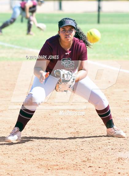 Thumbnail 1 in Salpointe Catholic vs. Bradshaw Mountain (AIA 4A Semifinal) photogallery.