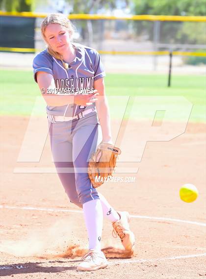 Thumbnail 2 in Salpointe Catholic vs. Bradshaw Mountain (AIA 4A Semifinal) photogallery.