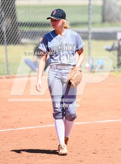 Thumbnail 2 in Salpointe Catholic vs. Bradshaw Mountain (AIA 4A Semifinal) photogallery.