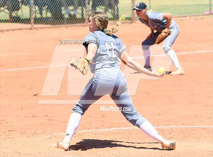 Thumbnail 3 in Salpointe Catholic vs. Bradshaw Mountain (AIA 4A Semifinal) photogallery.