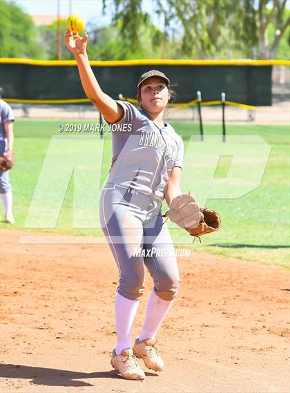 Thumbnail 1 in Salpointe Catholic vs. Bradshaw Mountain (AIA 4A Semifinal) photogallery.