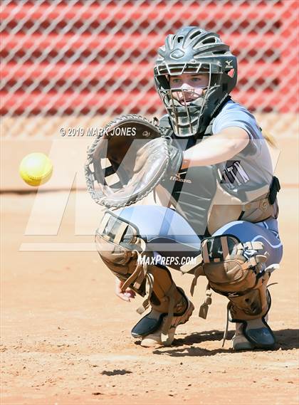 Thumbnail 3 in Salpointe Catholic vs. Bradshaw Mountain (AIA 4A Semifinal) photogallery.