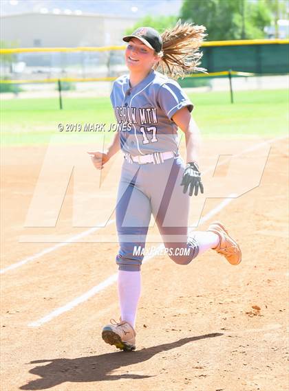 Thumbnail 2 in Salpointe Catholic vs. Bradshaw Mountain (AIA 4A Semifinal) photogallery.