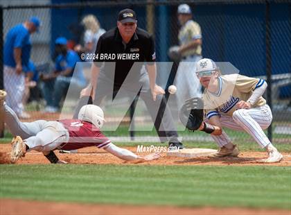 Thumbnail 2 in E.D. White @ Vandebilt Catholic (Division 2 Select game 3) photogallery.