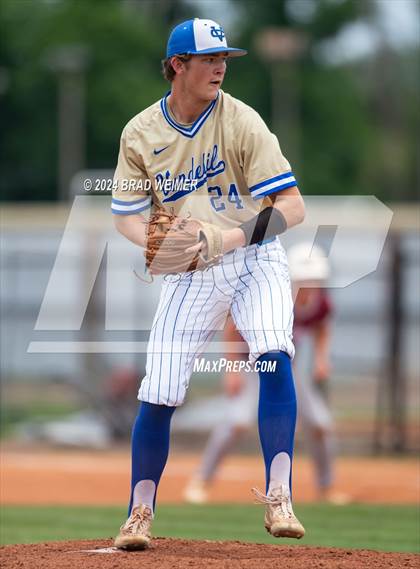 Thumbnail 1 in E.D. White @ Vandebilt Catholic (Division 2 Select game 3) photogallery.