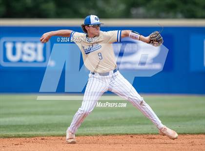 Thumbnail 3 in E.D. White @ Vandebilt Catholic (Division 2 Select game 3) photogallery.