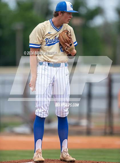 Thumbnail 3 in E.D. White @ Vandebilt Catholic (Division 2 Select game 3) photogallery.