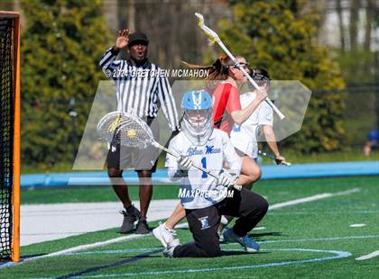 Thumbnail 3 in Darien vs. New Canaan photogallery.