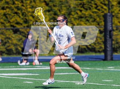 Thumbnail 3 in Darien vs. New Canaan photogallery.