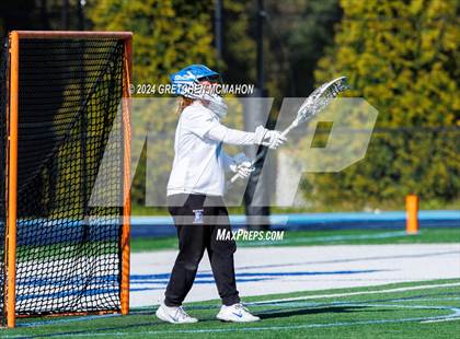Thumbnail 2 in Darien vs. New Canaan photogallery.