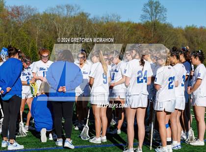 Thumbnail 3 in Darien vs. New Canaan photogallery.