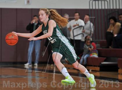 Thumbnail 1 in William Penn Charter vs. Holy Trinity (Philly-NY Challenge) photogallery.