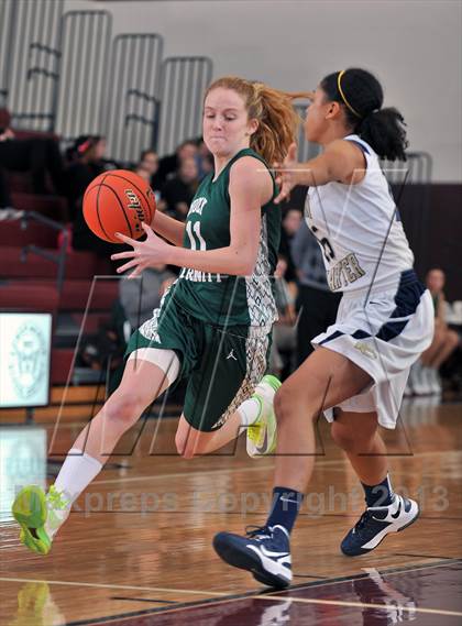 Thumbnail 2 in William Penn Charter vs. Holy Trinity (Philly-NY Challenge) photogallery.