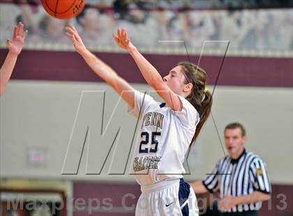 Thumbnail 3 in William Penn Charter vs. Holy Trinity (Philly-NY Challenge) photogallery.