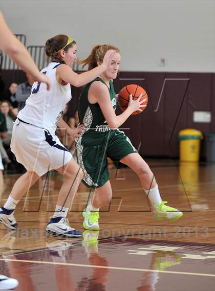 Thumbnail 1 in William Penn Charter vs. Holy Trinity (Philly-NY Challenge) photogallery.