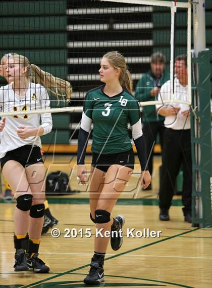 Thumbnail 1 in Adams @ Lake Orion photogallery.