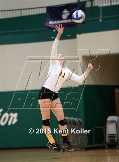 Thumbnail 2 in Adams @ Lake Orion photogallery.