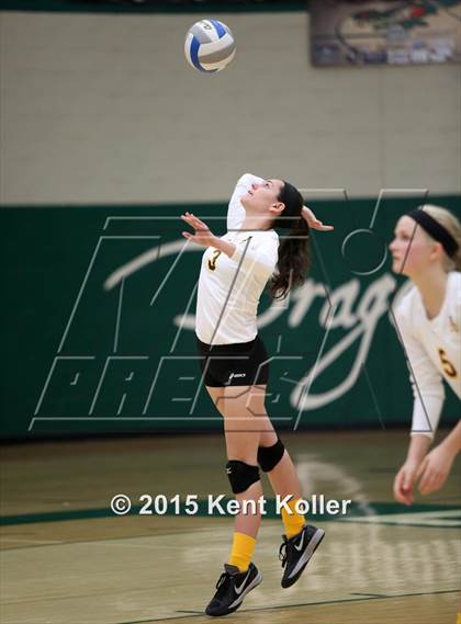 Thumbnail 2 in Adams @ Lake Orion photogallery.