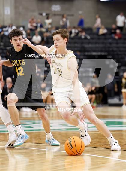 Thumbnail 3 in Logan vs. Cottonwood (UHSAA 4A Quarterfinals) photogallery.