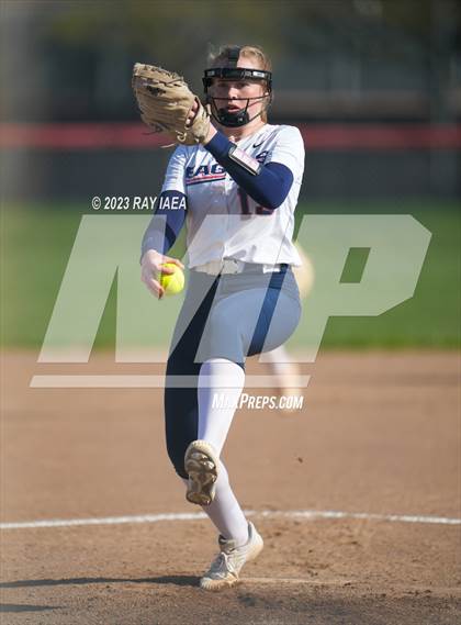 Thumbnail 3 in Del Oro @ Pleasant Grove photogallery.
