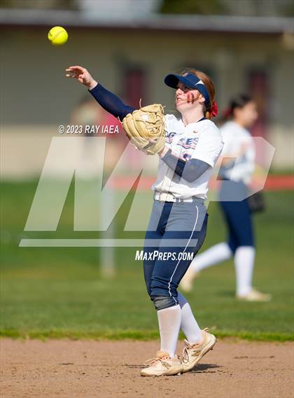 Thumbnail 2 in Del Oro @ Pleasant Grove photogallery.
