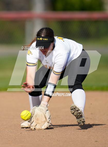 Thumbnail 2 in Del Oro @ Pleasant Grove photogallery.