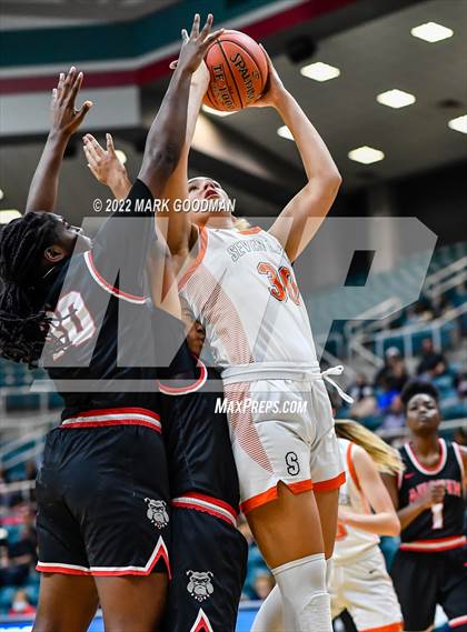 Thumbnail 3 in Seven Lakes vs Fort Bend Austin (UIL-Regional Quarterfinal Playoff) photogallery.