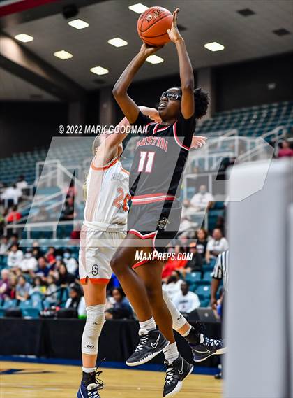 Thumbnail 3 in Seven Lakes vs Fort Bend Austin (UIL-Regional Quarterfinal Playoff) photogallery.